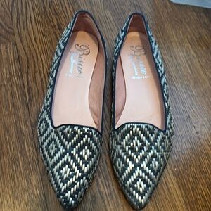 Bisue Ballerina Woven Leather flats.